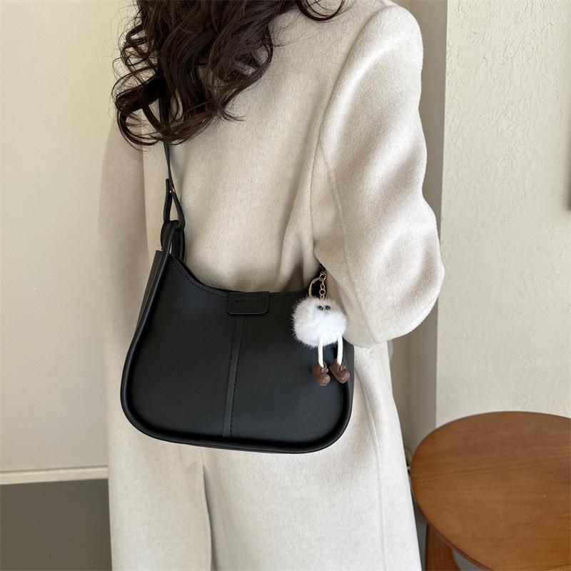 Stylish Women's Shoulder Bag Chic Winter Fashion Large Capacity Tote In Black White Brown
