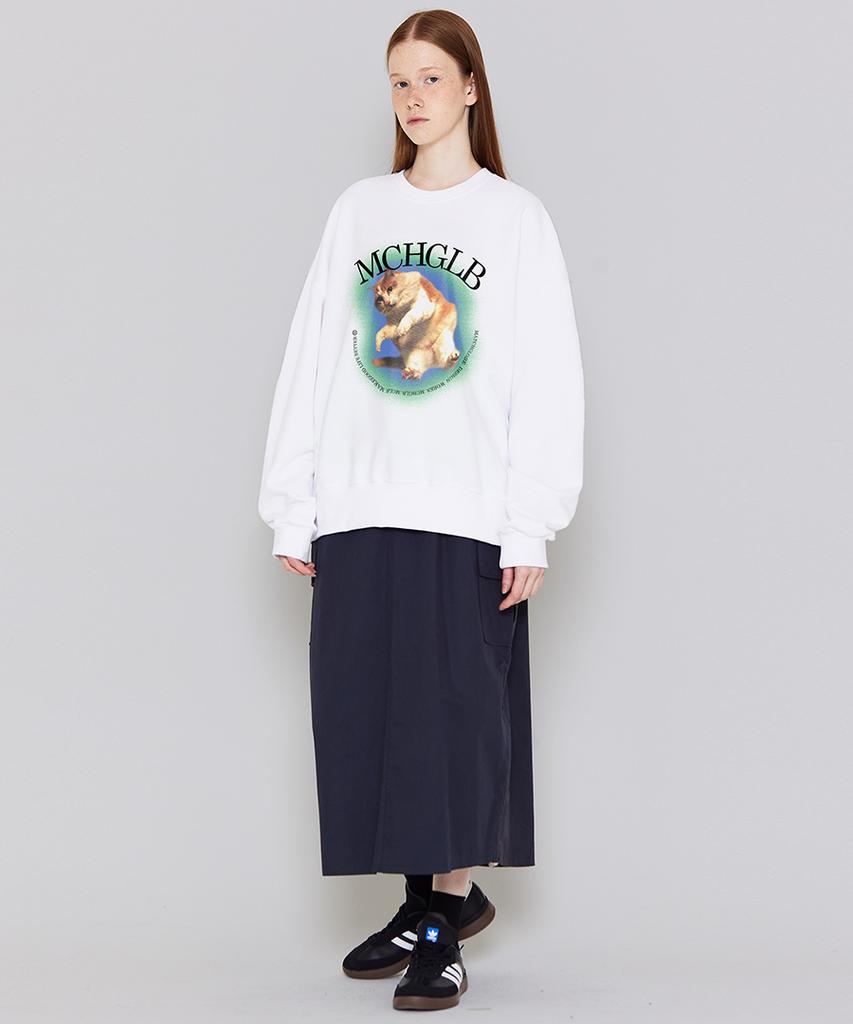 MATCHGLOBE Jump Kitten Sweatshirt (White)