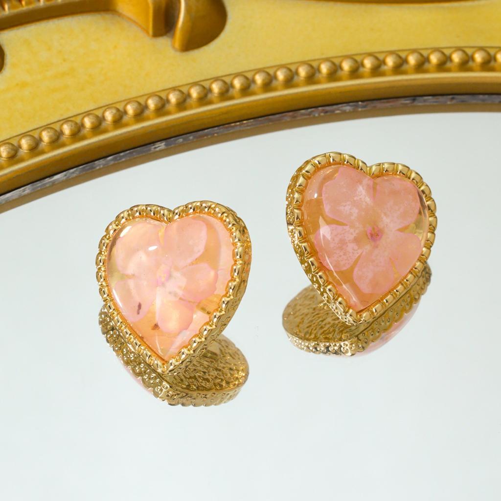 Pink Love Earrings Temperament Heart-Shaped Flower Stud Earrings Temperament Elegant Silver Needle