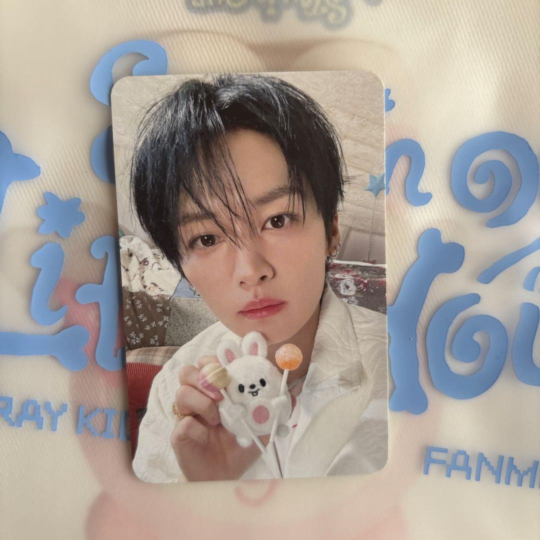 [USED] Stray Kids Lee Know - Limited edition photocard available only at the Korean fan meeting on April 5th.