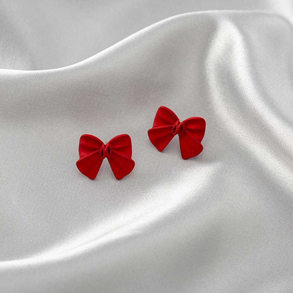 

Элегантные серьги-сердечки из ангоры красного цвета: Позолота из настоящего золота с бриллиантами - Идеально для праздничных мероприятий