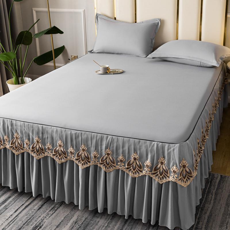 3pcs Set Raw Cotton Bed Romance Dust Protector Cover Soft Bedspread Embroidery Lace Edge Bed Skirt with 2pcs Pillowcase