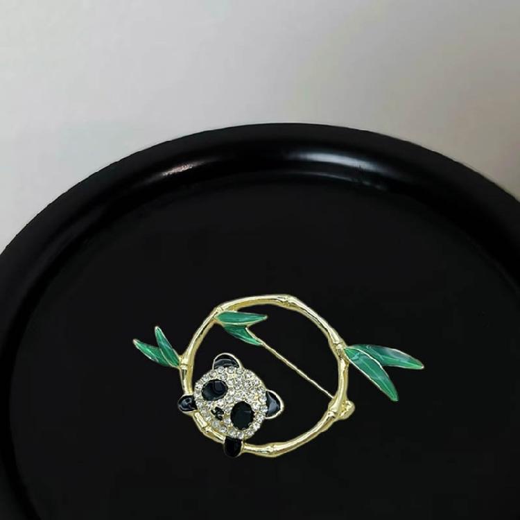 Mehrzweck-Zarte Panda- und Bambus-Broschen-Dekoration für Pendler, Partys, Zubehör und festliche Veranstaltungsschmuck