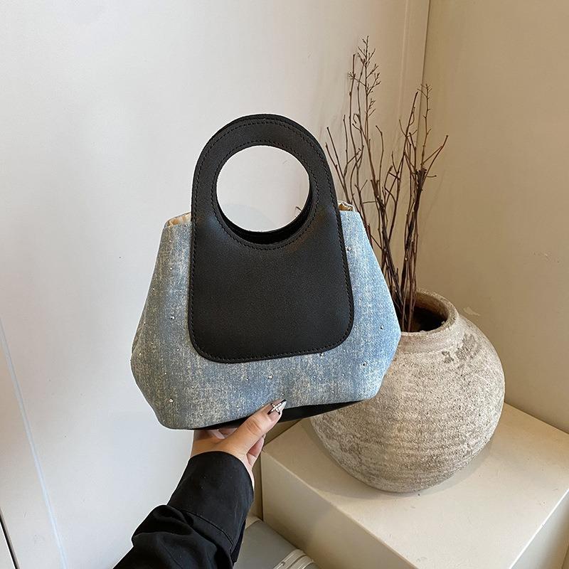 

Contrast color hand carry bucket bag lunch box handbag female work class vacation bento bag handbag splicing bucket bag