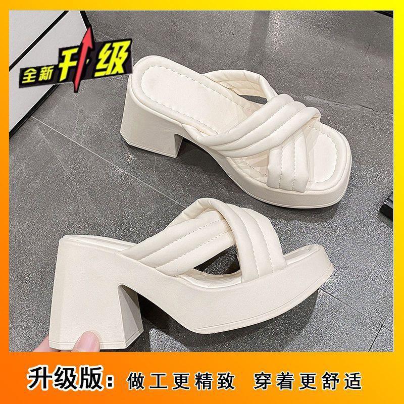 2025 summer new small man shows height Korean version thick-bottomed waterproof table slippers French women's one-word drag high-heeled sandals