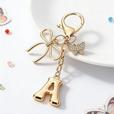 26 Initialen Met Diamant Vlinder Sleutelhanger Hanger Mode Liefde Engels Metaal Strik Tas Accessoires