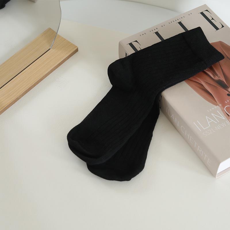 

Socks Men S Spring And Autumn Mid-Leg Men S Socks Business Sports Leisure Sweat-Absorbing Black And White Gray Solid Color Men S Style Versatile One size fits all чорний