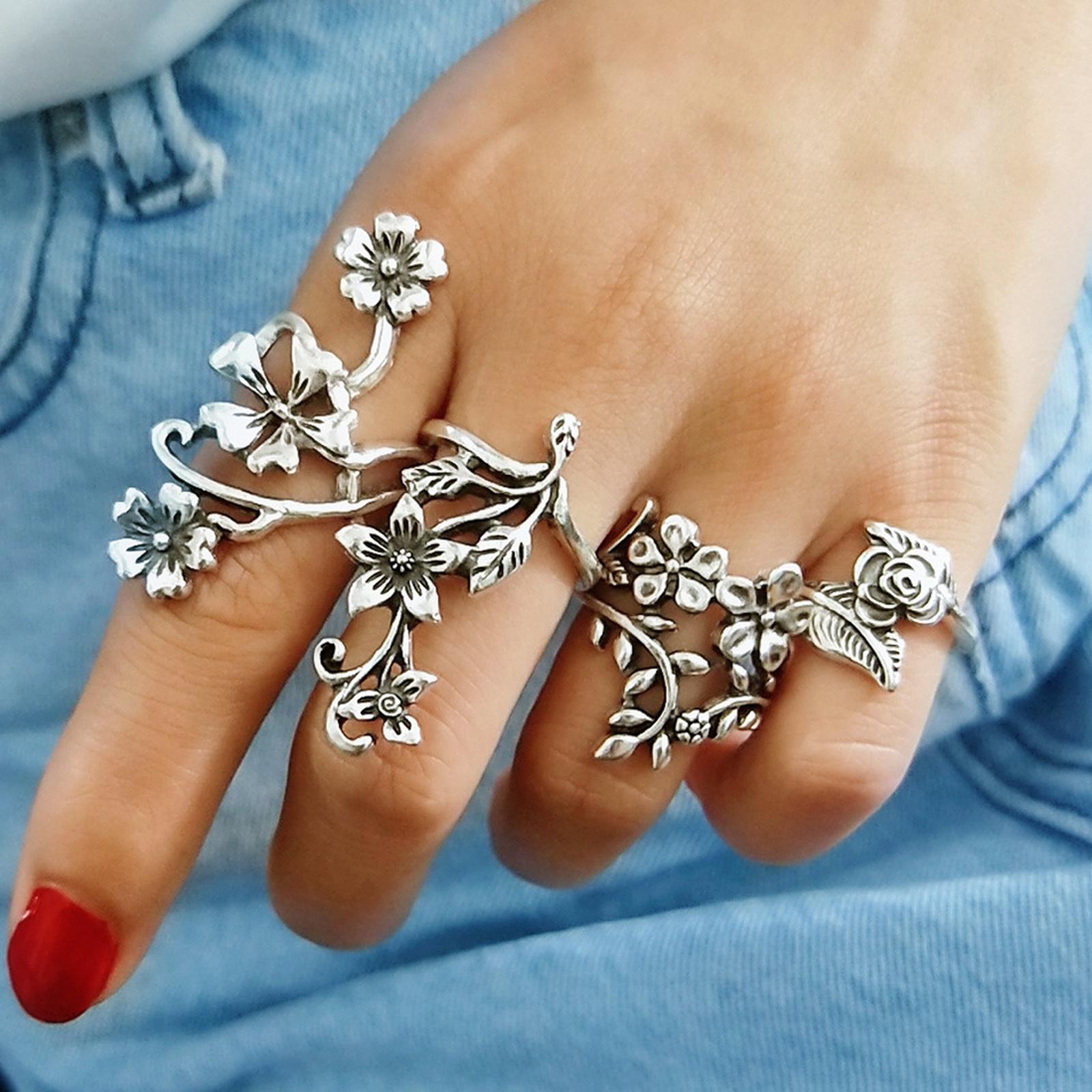 

Fashion Women s 4 Piece Ring Set - Ladies Ring Metal Ring Glossy Ring Metal Ring Holiday Gift One Size серебряный