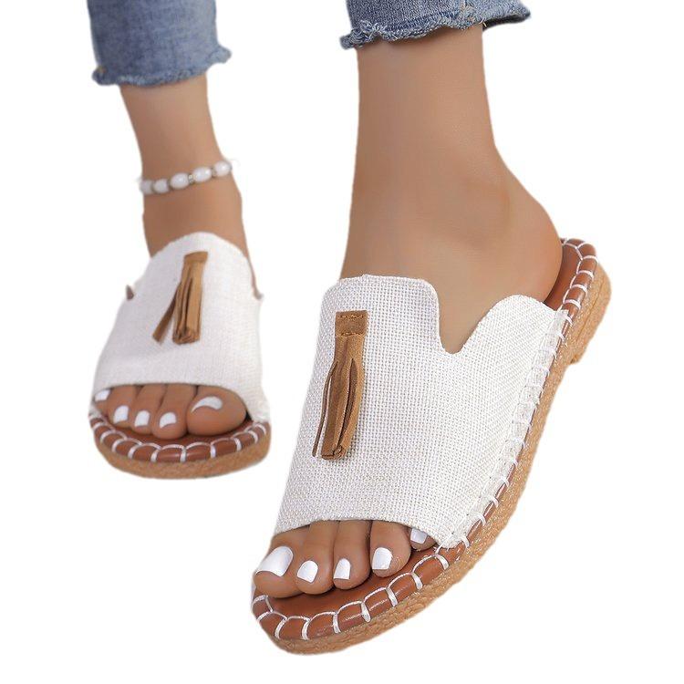 Thick Soled Slippers for Women Summer 2025 New European and American Fringed Beach Women's Shoes