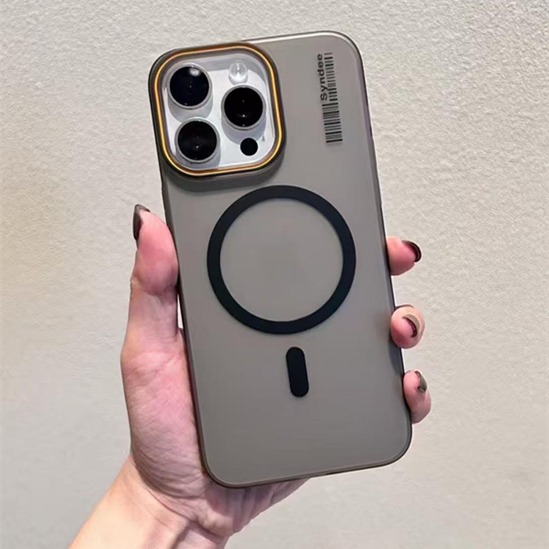 iPhone 17 Pro Max Ultra-Thin Matte Magnetic Case - Frosted Protective PC Cover iPhone 15 Pro