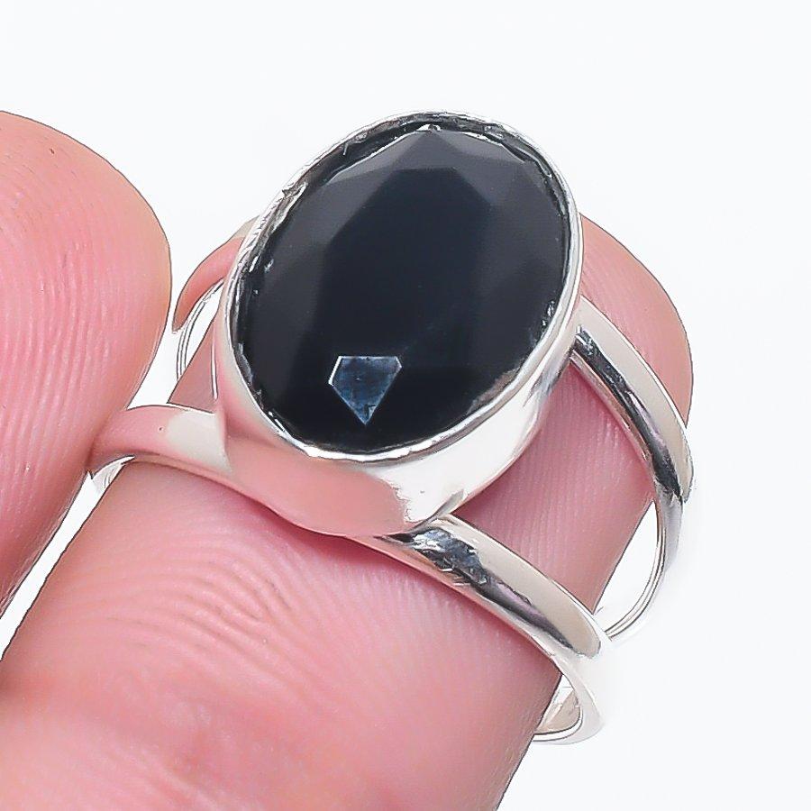 

Natural Black Spinel Gemstone 925 Sterling Silver Jewelry Ring Size 6.5 a1J47