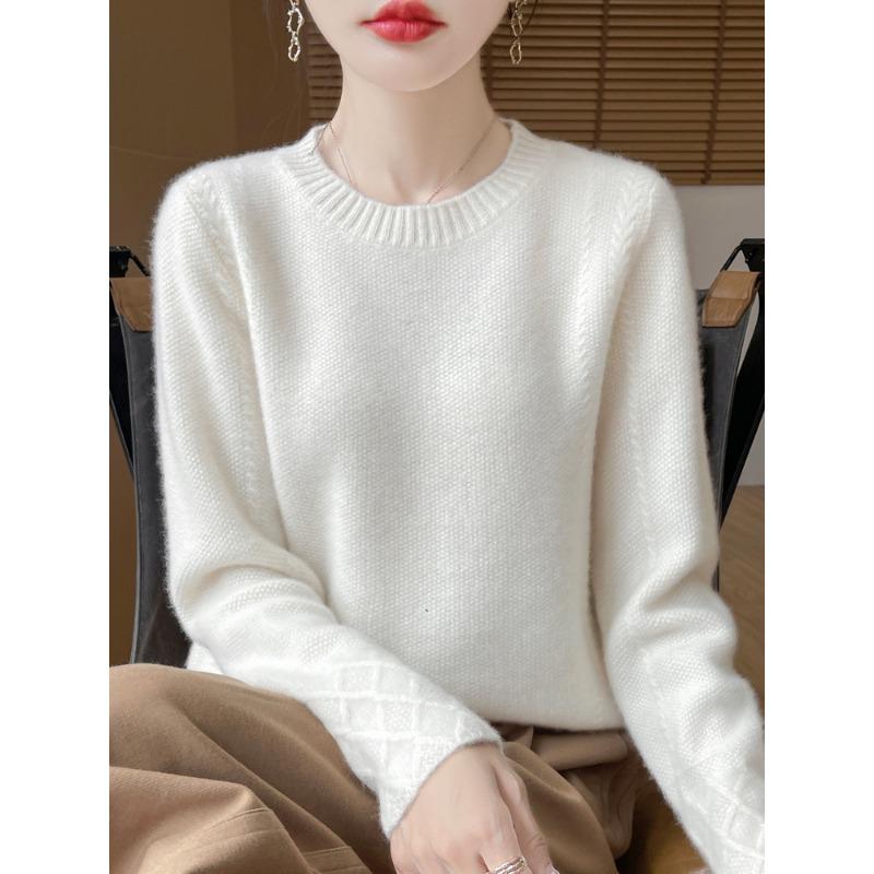 New Round Neck Knitted Cardigan for Autumn and Winter for Women Loose Pullover Sweater Soft Glutinous Osmanthus Needle Thick Base Shirt