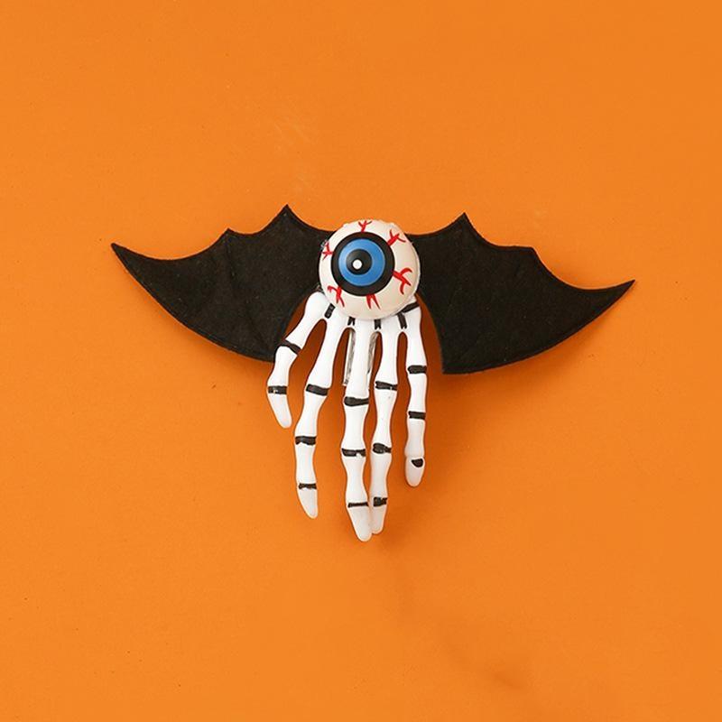 Skeleton Hand Hairpin Female Personality New Trend Genjuku Wind Net Red Hair Card Halloween Ghost Claw Edge Clip Bat Eye Hairpin