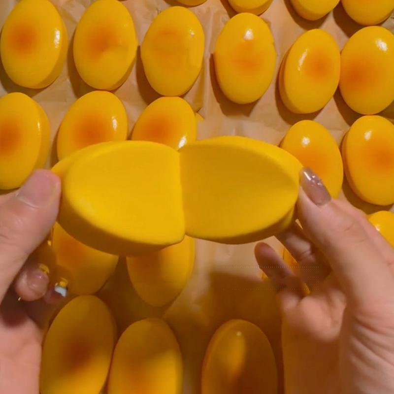 2Pcs Simulation Cheese Cake Bread Squeeze Toys Funny Food Fidget Toy Slow-Rebound Stress Relief Toy For Adult Kid Gifts
