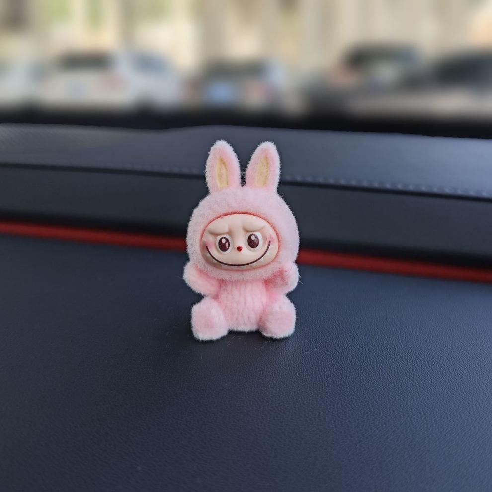 

Мода Новый LABUBU Украшение для автомобиля DIY Сидячее украшение для автомобиля Флок-материал розовый