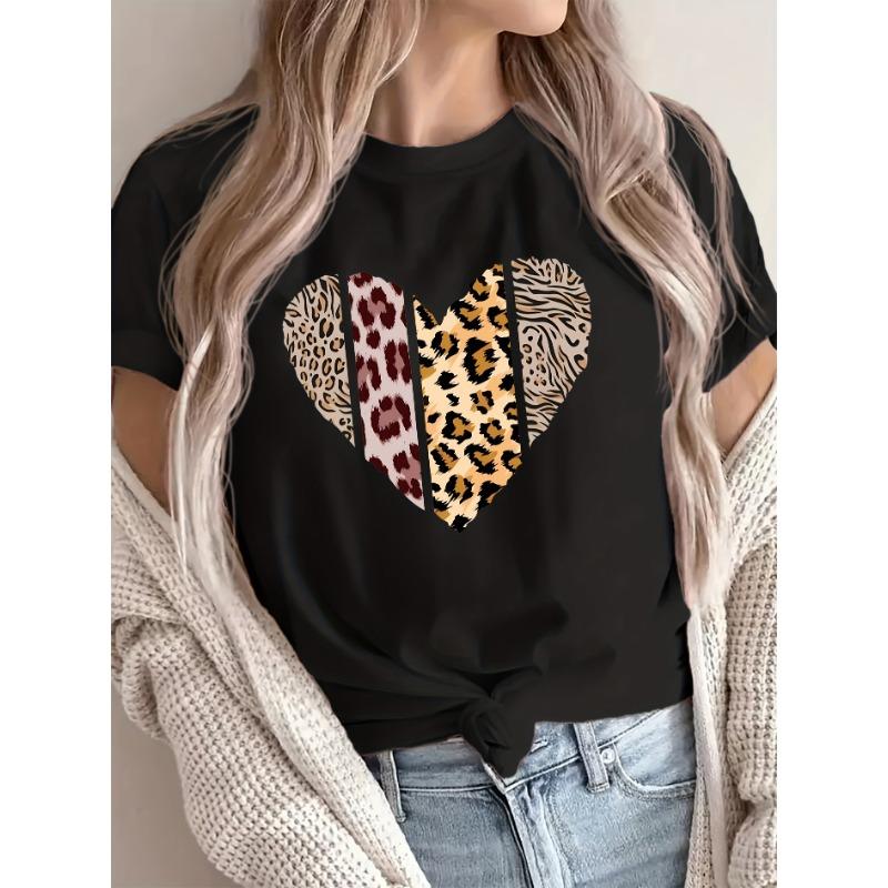 Elegant Women'S Short Sleeve T-Shirt with Animal Print Heart Design | Crew Neck, Medium Stretch Fabric, Suitable for Spring, Summer, Fall,