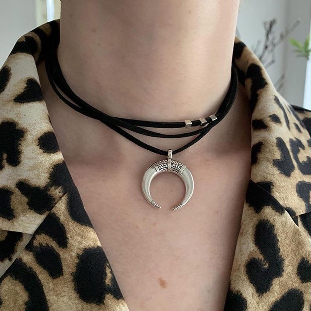 Fashion Moon Horn Pendant Necklace Choker Jewelry Multilayer Chain Necklace
