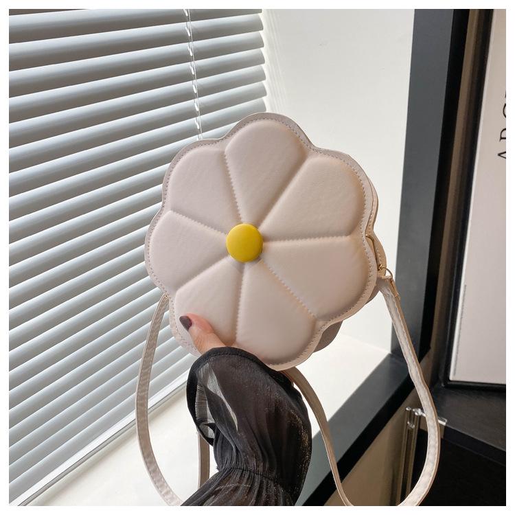 

Круглая сумка кроссбоди в виде цветка - Осенняя женская мода 2024 с девичьим дизайном в виде сердца белый