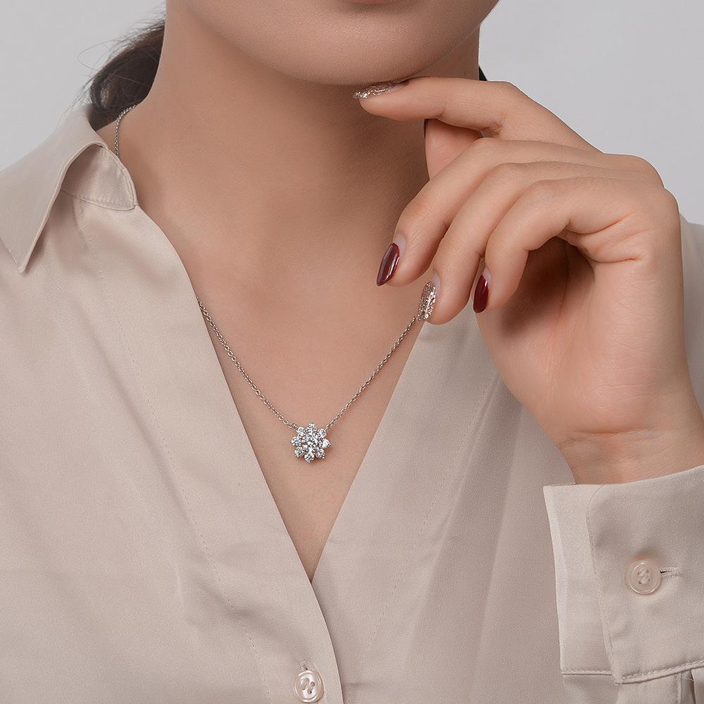 Tancise S925 Sterling Silver Zircon Luxury Personality Pendant Necklace Women's Classic Tide Sugar Full of Wild Clavicle Chain.