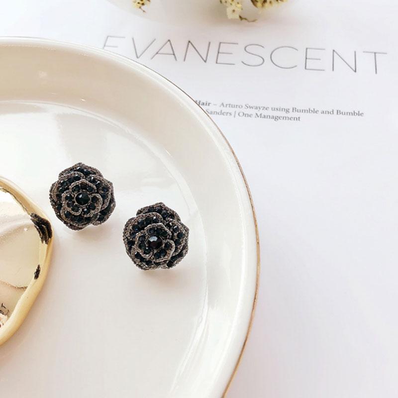 Luxurious Blue Rhinestone Rose Flower Vintage Earrings Women Red Camellia Ear Stud Earring Chic Jewelry
