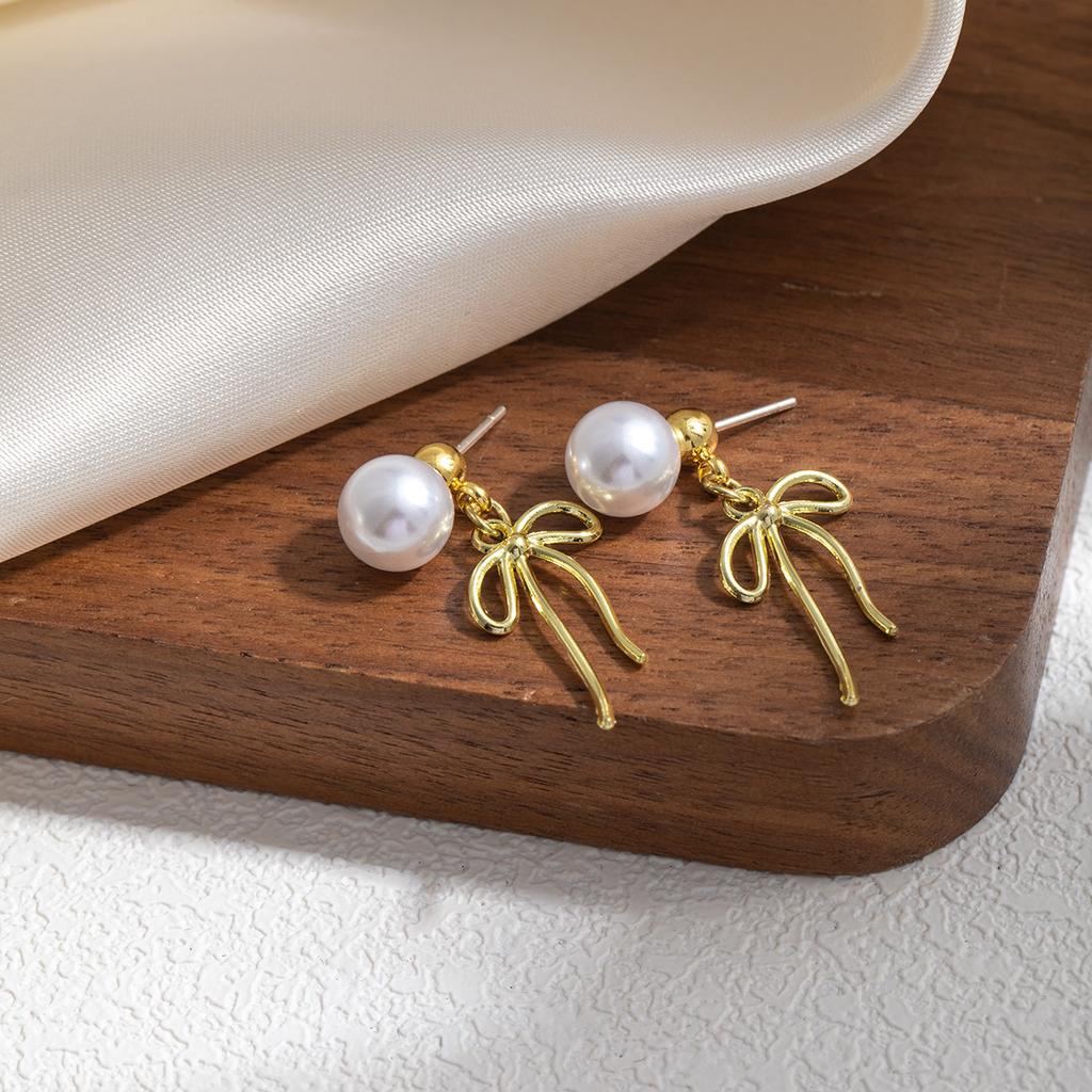 Xiaoxiangfeng Bow Fringed Pearl Stud Earrings, Fresh, Sweet And Advanced, Can Wear Two Earrings For Women