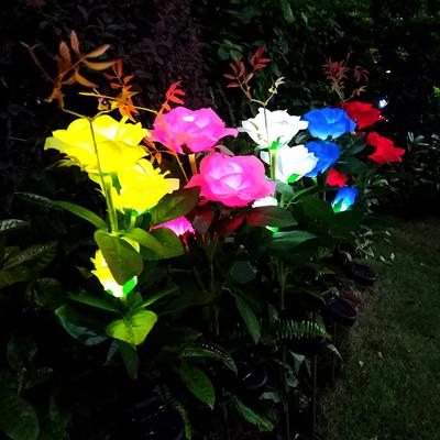 Solar-Rosenblütenlichter für den Außenbereich, wasserdicht, Gartenspieß, Sonnenlicht, Dekorative Landschaftsblumen, Hinterhofparty, Weg, Solarleuchte