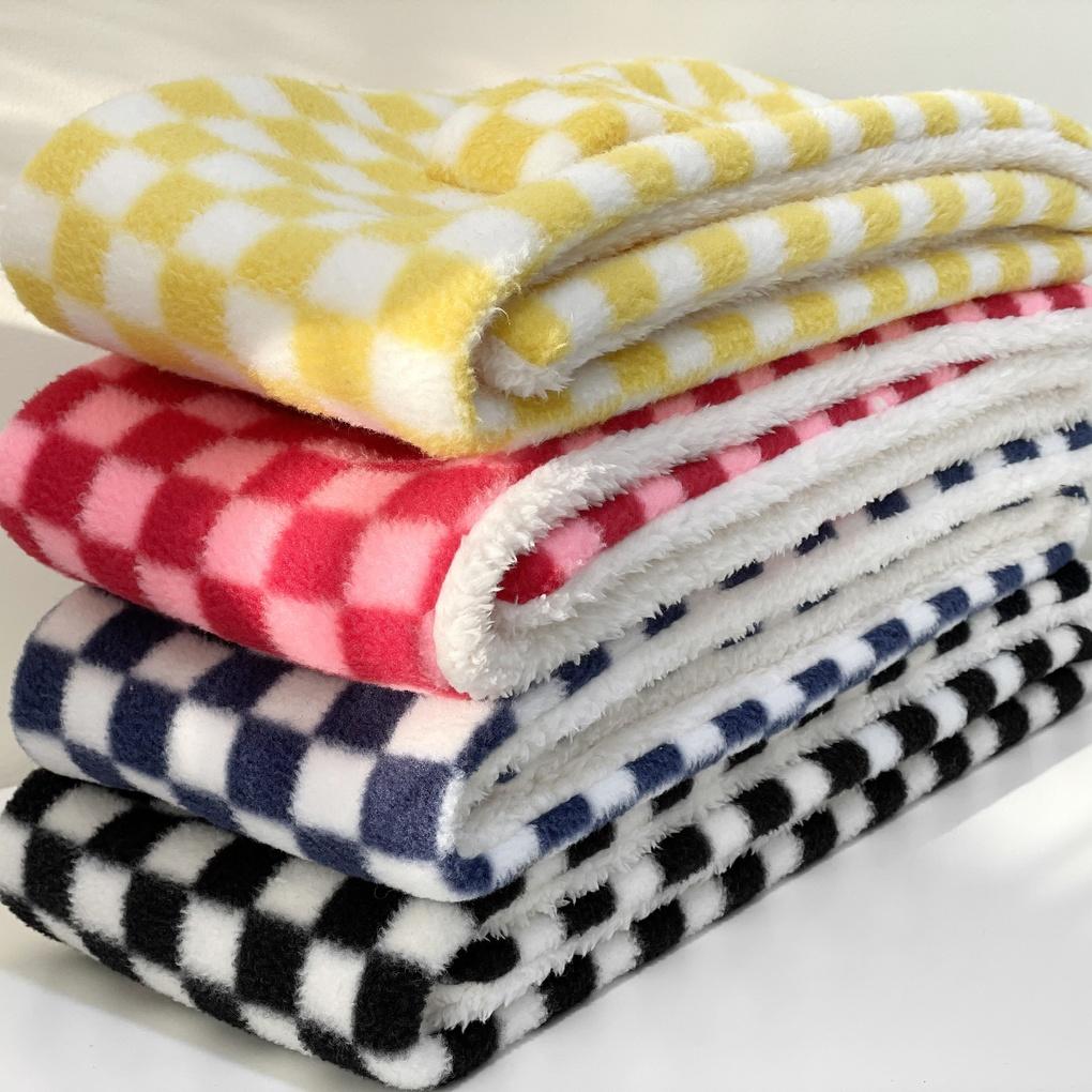 Women's Checkerboard Poggle Scarf Muffler