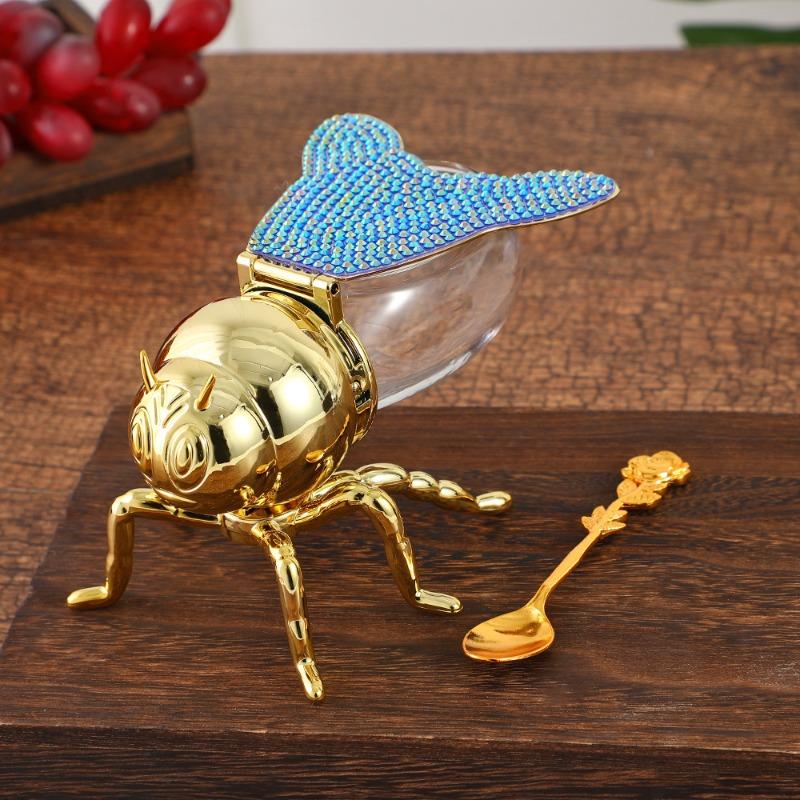 

Colorful Bee Shaped Seasoning Jar Kitchen Spice Container Seasoning Bottle Storage Jars Spice Jar Salt Shaker Seasoning Tools