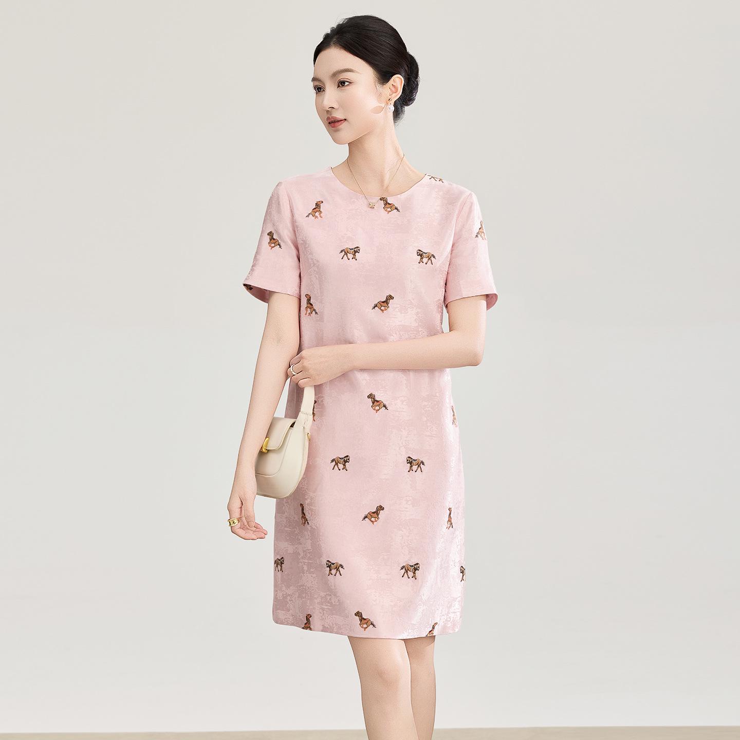 Golden Horse Fortune Jacquard Embroidered Wool Dress - Short Sleeve, Spring/Summer Style Extra Extra Large розовый