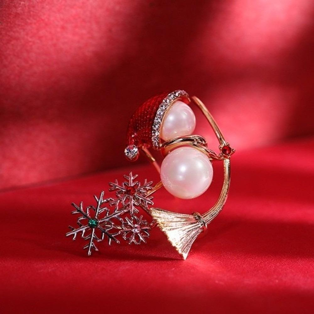 Pearl Snowflake Christmas Pin Deer Red Xmas Brooch Cute Christmas Snowman Brooch  New Year Gift