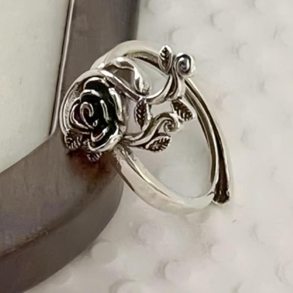 Versatile Retro Rose Leaf Ring - Women's Elegant Index Finger Jewelry