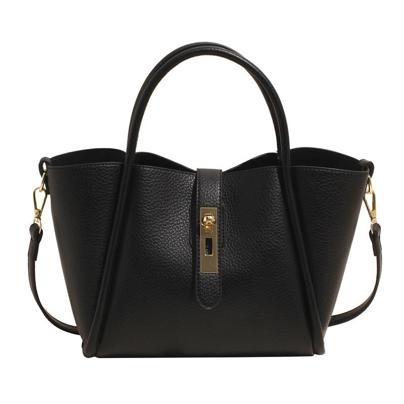 

Сумка большой вместимости Женская новая универсальная на плечо, сумка-мессенджер, повседневная сумочка no pendant чёрный