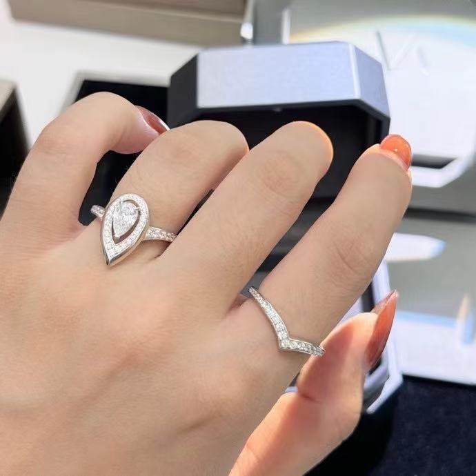 

Water Drop Ring Women S Blue Diamond V Gold Diamond Ring Design V-Shaped Coronation Crown Marriage Proposal Pear Ring Opening adjustable