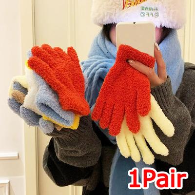 1Pair Anti Pilling Student Cute Writing Warm Gloves Gift Winter Fashion Coral Fleece Practicality Touchscreen Gloves Minimalist