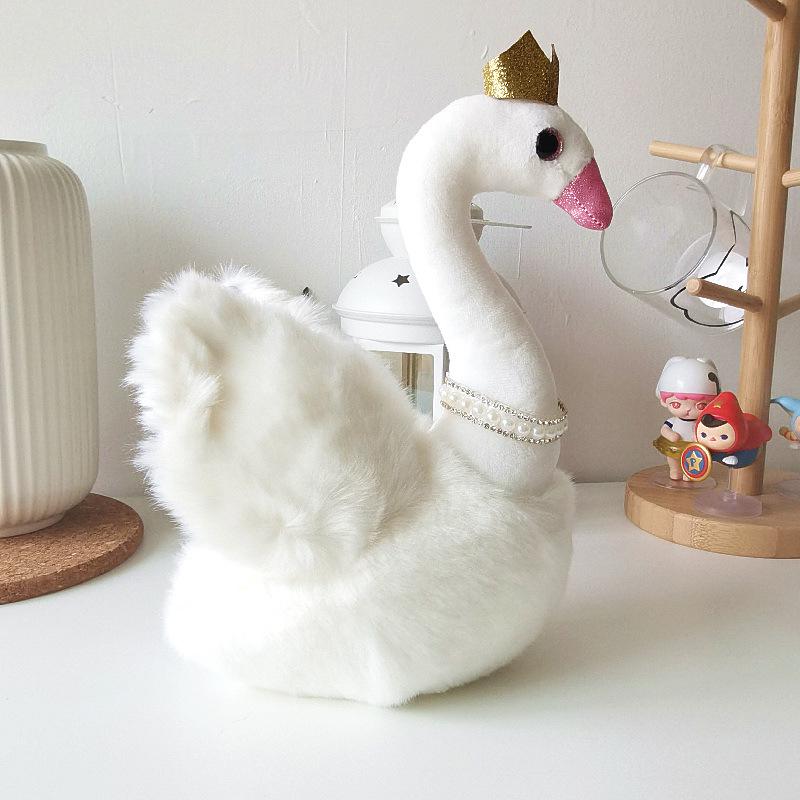 

Плюшевая игрушка «Черный лебедь»: Милый белый лебедь в короне, мягкая игрушка, фигурка, кукла, подарок для женщин 30 cm, 120 g
