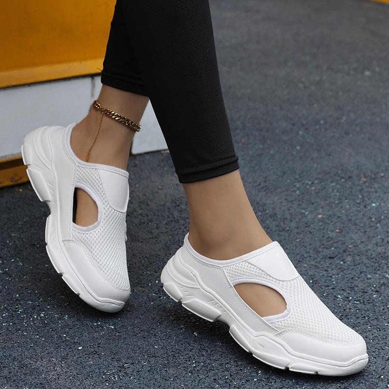 

Summer middle-aged mother large-size women s shoes outdoor light casual shoes breathable trendy shoes bag head half slippers 42 білий