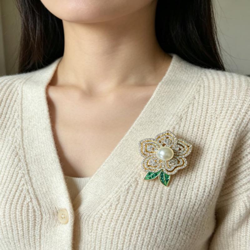 Trendy New Flowers Women Brooch Luxurious High-End Floral Pearl Pins Fashion Female Party Coat Dress Scarf Accessories Jewelry