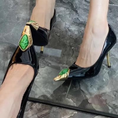 Jarní Nové Kovové Špičaté Podpatky s Kamínky Dámské Lakované Stiletto Do Práce