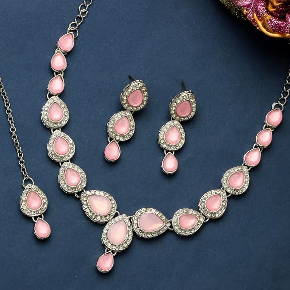 Styles Alloy Necklace with Earrings & Maang Tikka for Women | Elegant Jewellery Set for Weddings, Parties, Special Occasions | Ideal Gift for Her