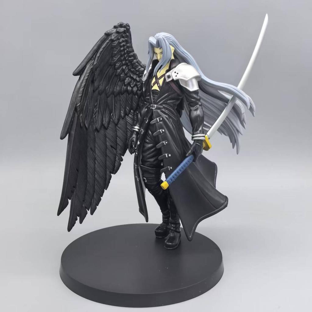 Final Fantasy VII Sephiroth & Cloud Action Figures with Street Fighter Ken & Ryu