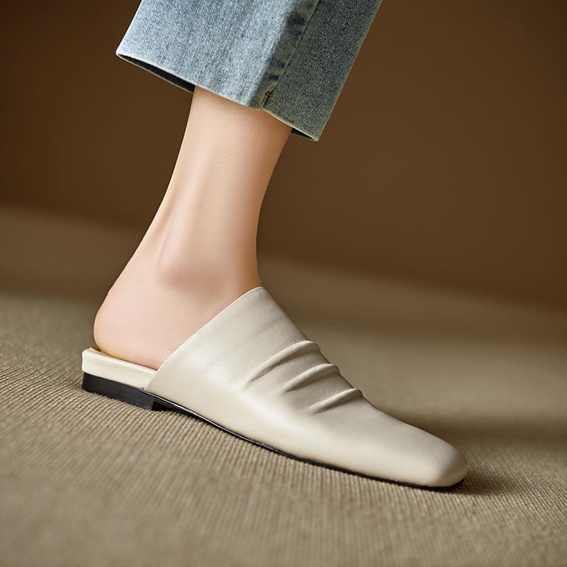 Fashion 2025 NEW Summer Women Mules Genuine Leather Women Shoes Cover Toe Shoes Squared Toe Low Heel Sandals Pleated Modern Slippers