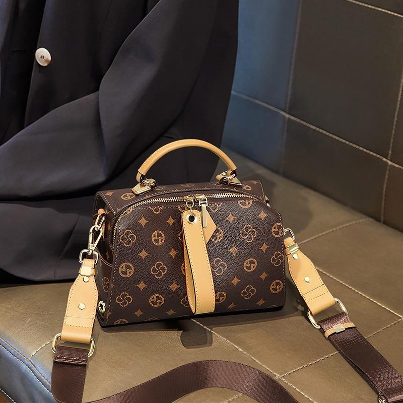 Shoulder bag simple trend texture new fashion simple messenger large capacity casual versatile handbag bag