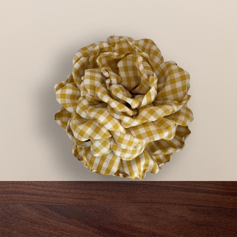 Große Farbverlauf Seidenrose Haarspange - 3D Blumendesign für Frauen, Perfekt für Fotos am Meer