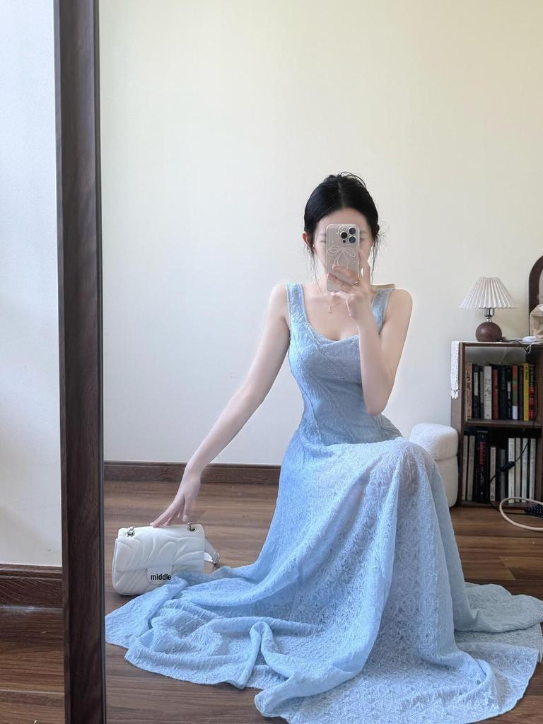 2025 Elegant Summer Blue A-Line Spaghetti Strap Dress for Women - Slimming Waist-Cinched Beach Vacation Style