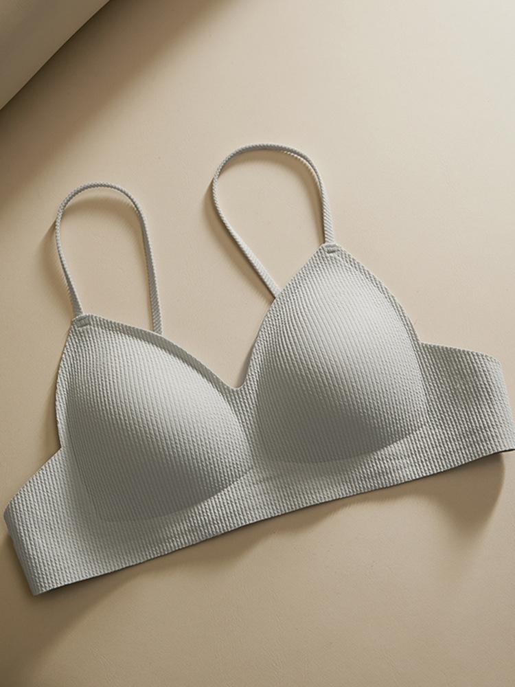 Traceless underwear women's small breasts gather, the triangular cup shows a large collection of secondary breasts, anti-sagging and upper support