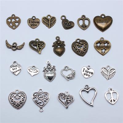 20 Stück Niedliche Kleine Herz-Anhänger Antik-Bronze Silberfarbene Anhänger für DIY Handgemachten Schmuck Tibetanische Schmuckkomponente