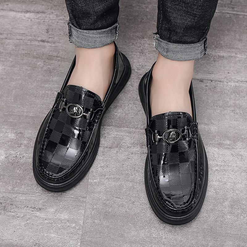 2025 spring new casual single shoes men's British one-pedal loafers driving shoes soft-soled casual leather shoes