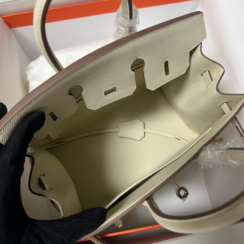 Nowa torebka damska z 2025 roku z ręcznie wzorowanej skóry licowej bydlęcej to europejski i amerykański trend mody