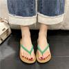 New Flip-flops Women Summer Wear Internet Celebrity Beach Toe Slippers Women Simple Classic Women Flat Cool Slippers