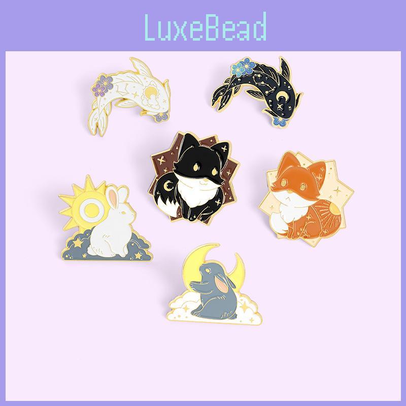 Creative Animal Couple Brooch Cool Cartoon Tai Chi Fish Black And White Rabbit Design